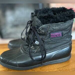 Sorel Kaufman Canada Winter boots with fur trim, size 9.5